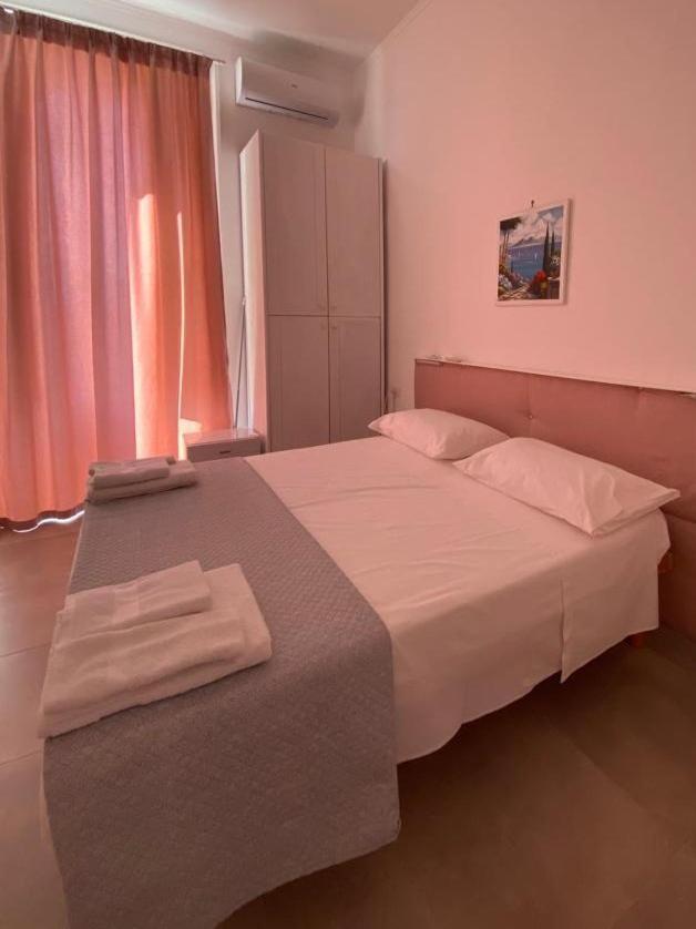 Bed and Breakfast Campo Di Marte Nápoles Exterior foto